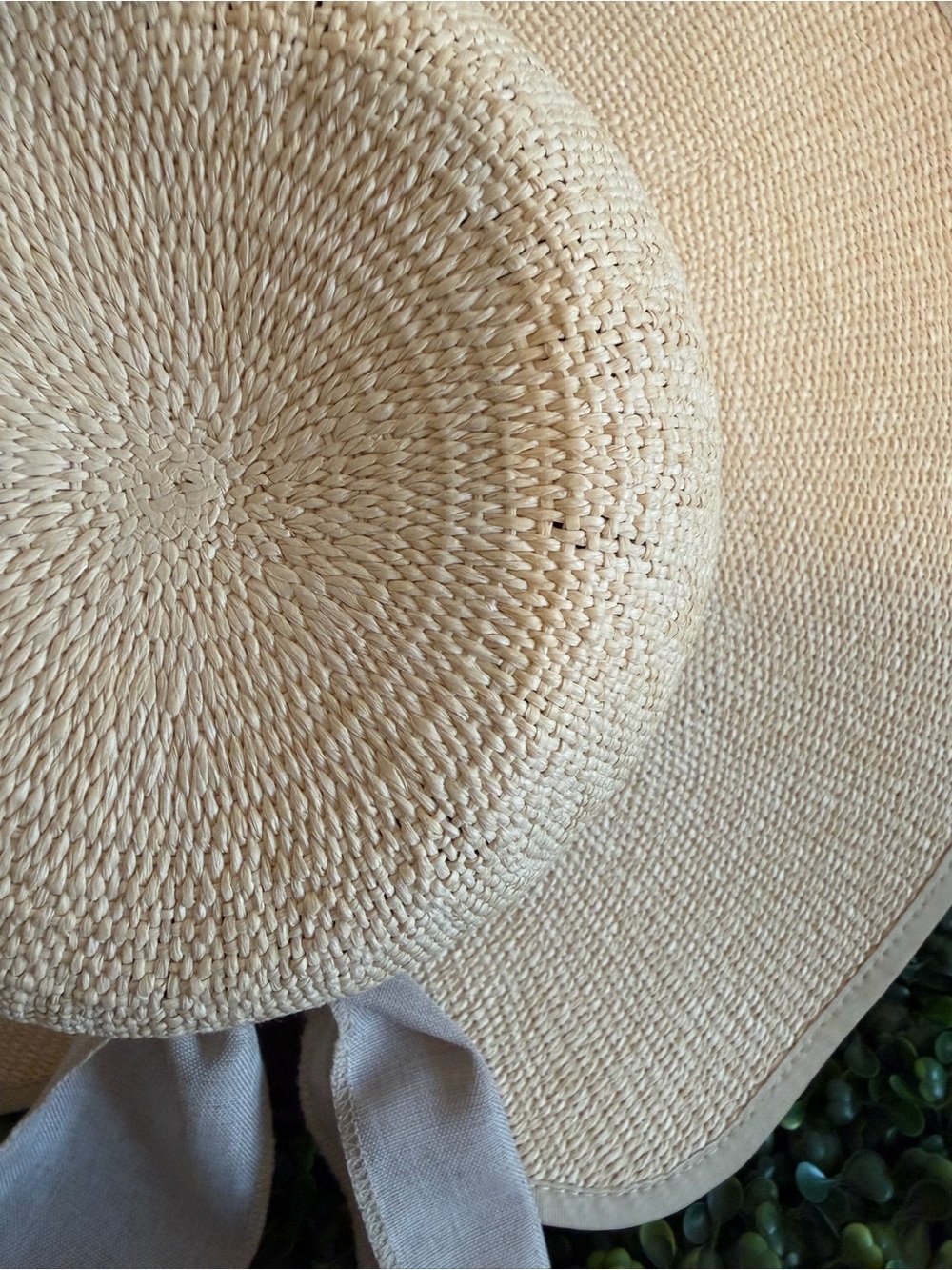 Women’s Woven Paper Face Saver w/Bow - Picture 3 of 9